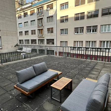 Oldtown 130m2 ,60m2 Terrace And 2 Bathrooms Apartment Pressburg